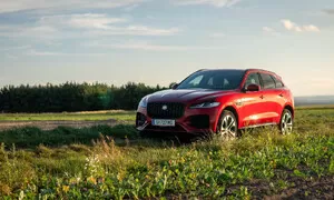Recenze & testy: Jaguar F-Pace D300 AWD Sport: Jako chůze na laně 