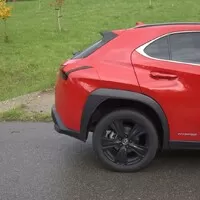 Lexus UX250h: Crossover done right