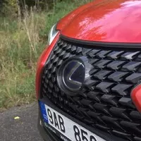Lexus UX250h: Crossover done right