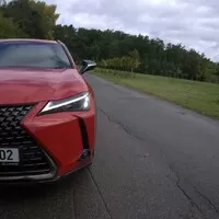 Lexus UX250h: Crossover done right