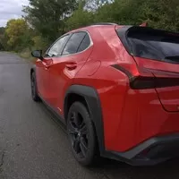 Lexus UX250h: Crossover done right
