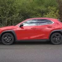 Lexus UX250h: Crossover done right