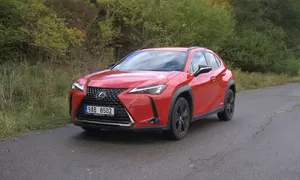 Recenze & testy: Lexus UX250h: Crossover done right
