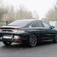 DS 9 Rivoli E-Tense 360 4x4: Francouzský křižník, co změnil směr