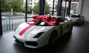 Autíčkář se ptá: Lambo pod stromečkem? U mě letos zase ne, ale co u vás?
