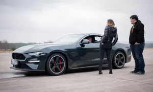 Autíčkář se ptá: Čím máme nahradit naši vyčpělou dávku benzínu?
