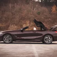 BMW M850i Cabrio xDrive: Konečně mladíkem v luxusním BMW