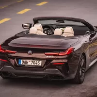 BMW M850i Cabrio xDrive: Konečně mladíkem v luxusním BMW