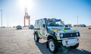 Motorsport: Dakar 2023: Posádky jsou na cestě. S jakými dojmy odjíždějí Samurajové?