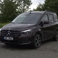 Rok za volantem: Padesát aut potřetí