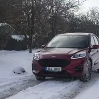Ford Kuga 1.5 EcoBoost ST-line X: Jediné auto, které kdy budete potřebovat?