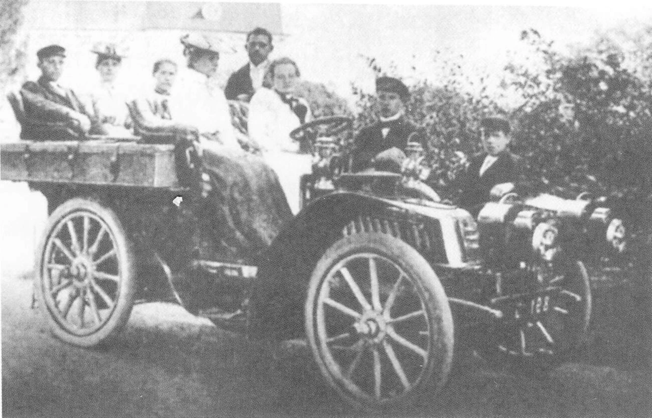 auto značky Mors, zdroj: Wikimedia Commons