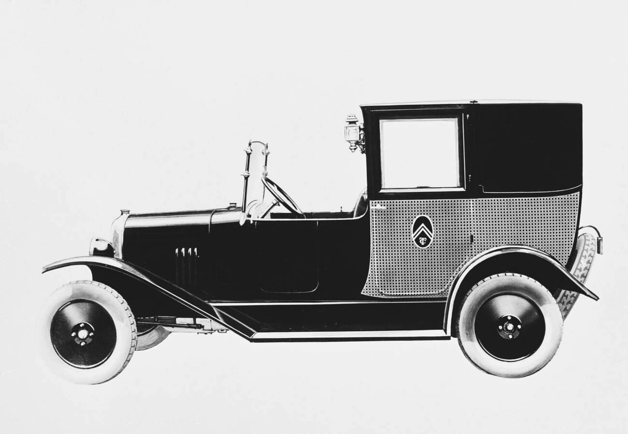 Citroën 10 hp B2 Landaulete Taxi, zdroj: Citroën Origins