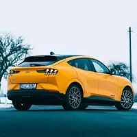 Ford Mustang Mach E GT: Musclecar, který neřve a nečoudí