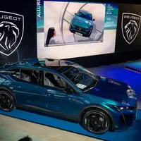 První svezení s Peugeotem 408 otevírá nerudovskou otázku