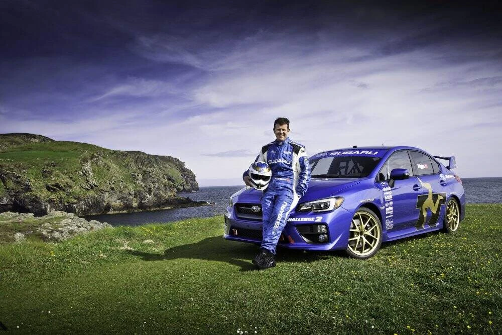 Mark Higgins při prolomení rekordu na Isle of Man TT Road Course, zdroj: thenewswheel.com