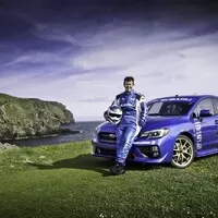 Mark Higgins při prolomení rekordu na Isle of Man TT Road Course, zdroj: thenewswheel.com