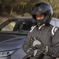 Mark Higgins a Range Rover Sport, zdroj: Land Rover