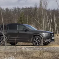 Volvo XC90 B6 Polestar Engineered: Rodinný bodyguard v nejlepších letech