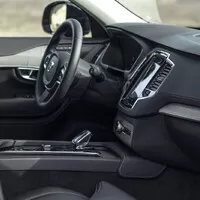 Volvo XC90 B6 Polestar Engineered: Rodinný bodyguard v nejlepších letech