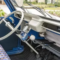 Citroën 2CV | Foto: Car and Driver