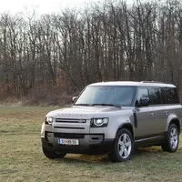 Land Rover Defender 130 D300: Svatý grál nalezen