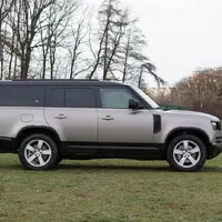 Land Rover Defender 130 D300: Svatý grál nalezen