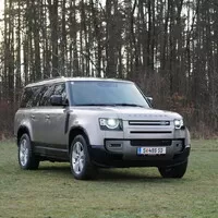 Land Rover Defender 130 D300: Svatý grál nalezen