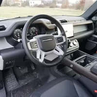 Land Rover Defender 130 D300: Svatý grál nalezen