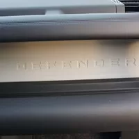 Land Rover Defender 130 D300: Svatý grál nalezen