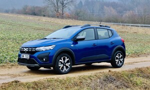 Recenze & testy: Dacia Sandero Stepway TCe 110: Už nesedí v koutě