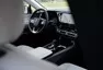 Lexus RX bez touchpadu a šestiválce, zato v růžové!