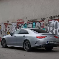 Mercedes-AMG CLS 53 4Matic: Tahle země není pro starý. A není to škoda?