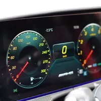 Mercedes-AMG CLS 53 4Matic: Tahle země není pro starý. A není to škoda?