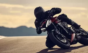 Editorial, V jedné stopě: Ohlédnutí za výsledkem ankety Motocykl roku 2023. Tohle není apríl!