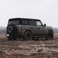 Ford Bronco Outer Banks: Angličák v životní velikosti