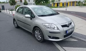 Obyčejné auto