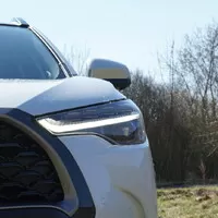 Toyota Corolla Cross 2.0 Hybrid: Staré jméno novým kouskům naučíš