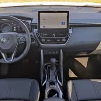 Toyota Corolla Cross 2.0 Hybrid: Staré jméno novým kouskům naučíš