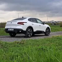 Citroën C4X 1,5 HDi: Kompaktní sedany se vracejí. Anebo ne?
