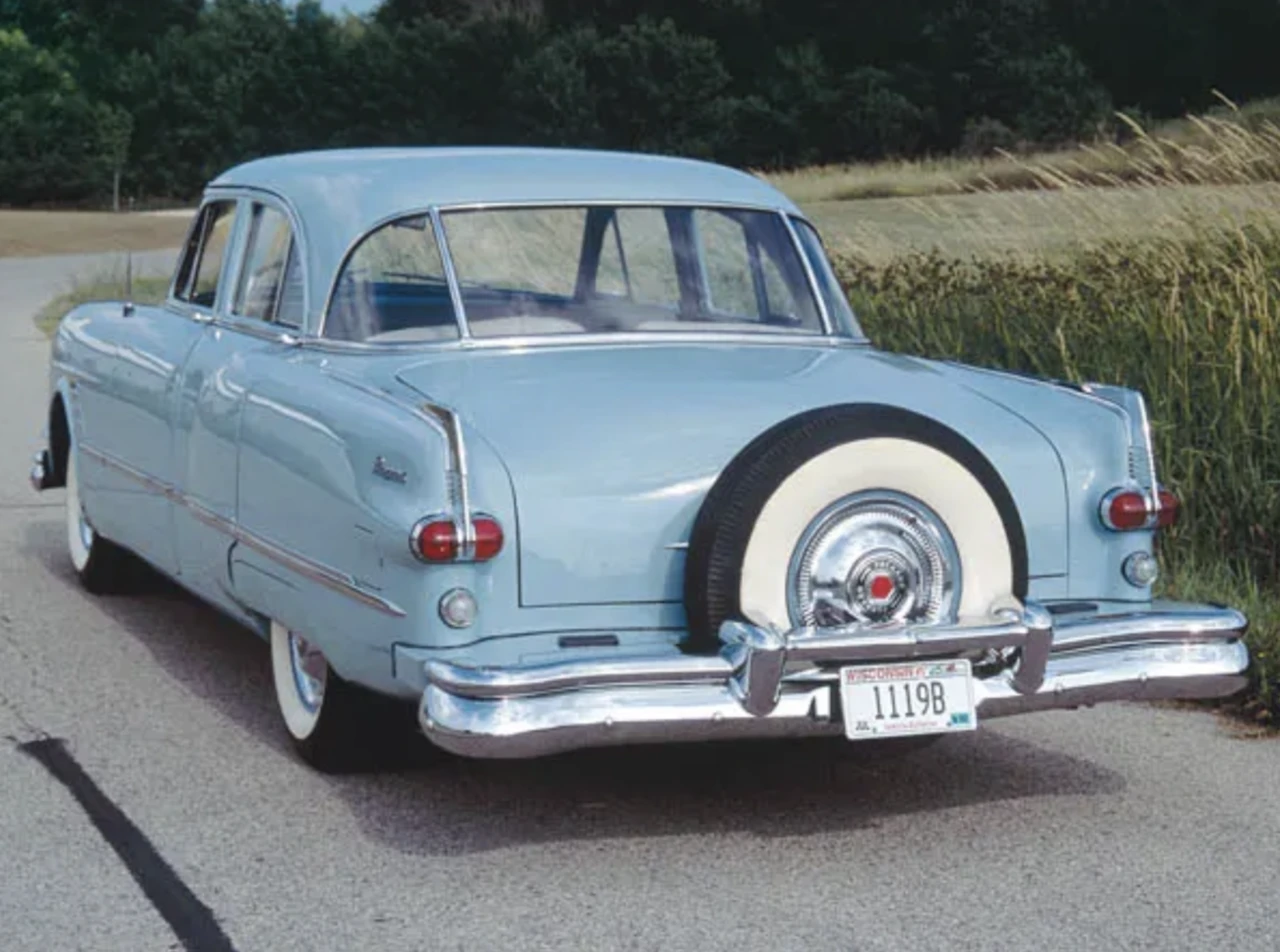 Packard Cavalier Brookse Walkera: zdroj: Old Cars Weekly