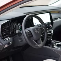 Lexus RX 450h+: Když elektrifikace dává smysl