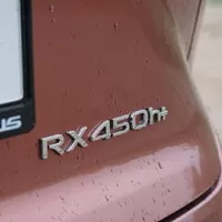 Lexus RX 450h+: Když elektrifikace dává smysl