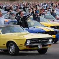 Testovací okruh Lommel: Každý Ford tu dostane do těla
