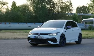 Volkswagen Golf R 20th Anniversary: Bezchybný neznamená nudný