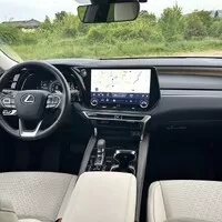 Lexus RX 450h+: Když elektrifikace dává smysl
