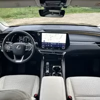 Lexus RX 450h+: Když elektrifikace dává smysl