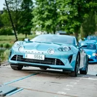 Láska na první i na druhý pohled: Oslava narozenin Alpine A110