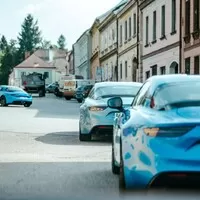 Láska na první i na druhý pohled: Oslava narozenin Alpine A110