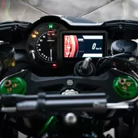 Kawasaki Ninja H2 (2019): Test nejrychlejší silniční motorky na světě.